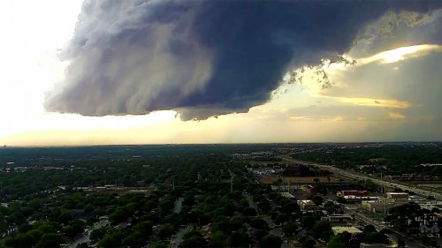 lubbock wall cloud.jpg